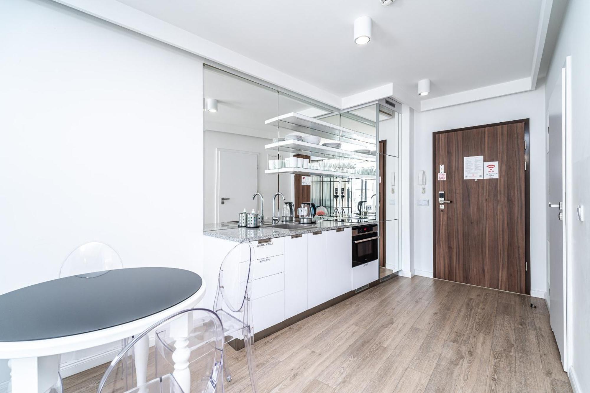 Rentplanet - Apartament Debniki คราคูฟ ภายนอก รูปภาพ