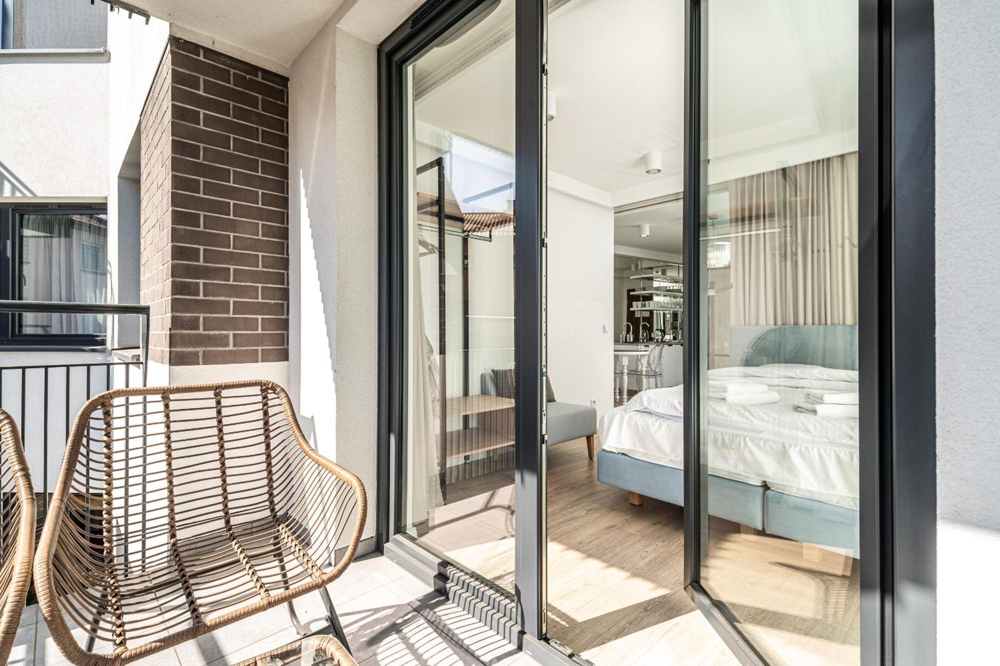 Rentplanet - Apartament Debniki คราคูฟ ภายนอก รูปภาพ